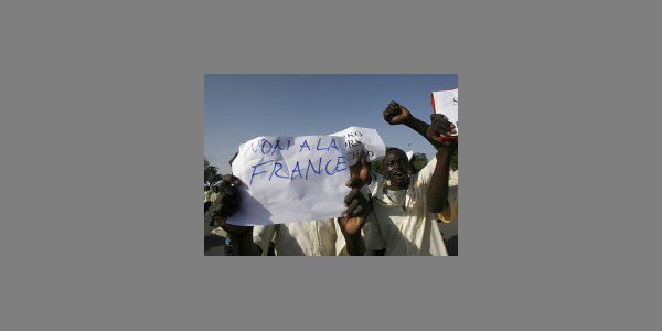 Image:Non à la participation de Sarkozy au sommet des chefs d'Etat de l'Union africaine