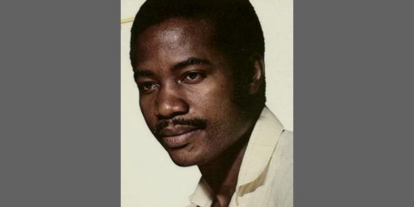 Image:MOUTOUARI : la voix d'or d'un talent irrésistible