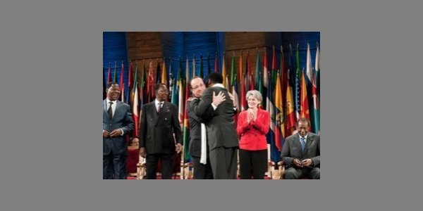 Image:France - dictateurs à l'Elysée : non au sommet de la honte !